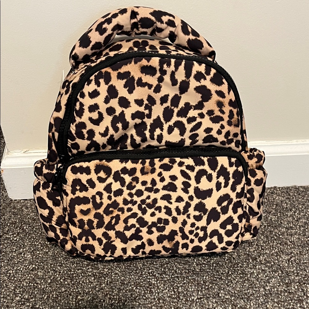No boundaries leopard mini backpack NWT - image 1